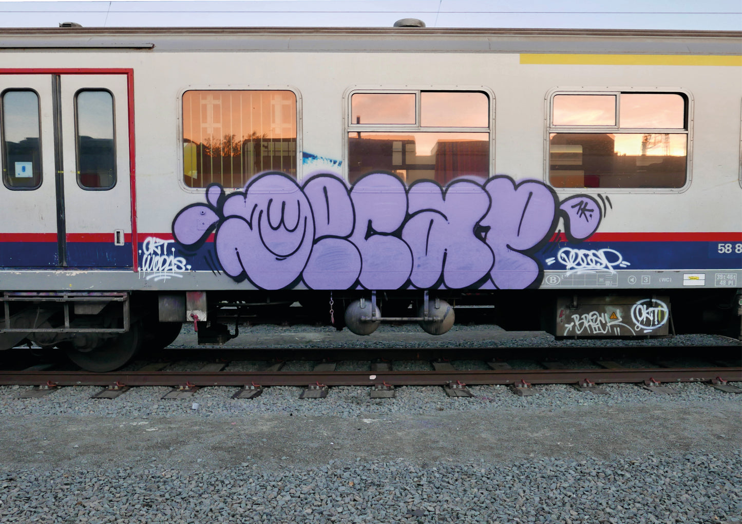 DECAP LIMITED EDITION BLOCK PARTY SXB